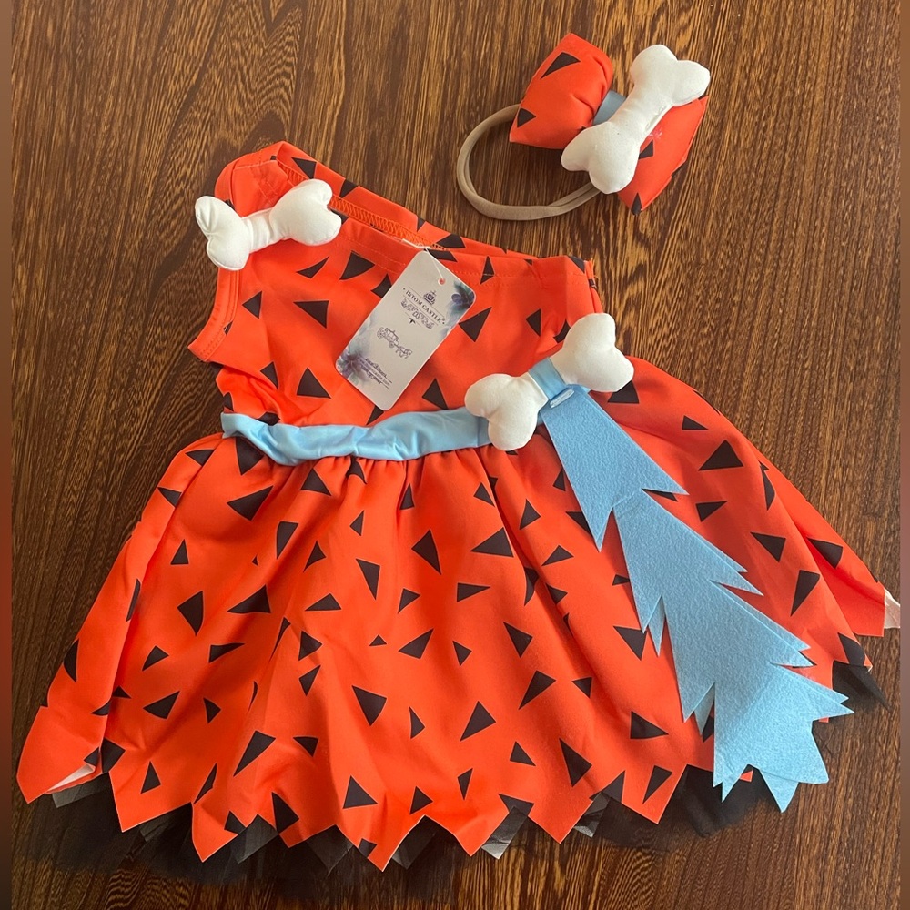 NWT CUTEST Halloween Costume! Cavewoman! Size 18 months